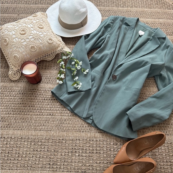 a new day Jackets & Blazers - 🍋 A New Day Muted Green Blazer, XS